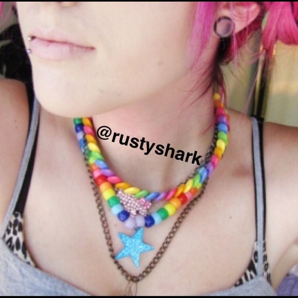 ISO rainbow heart beads necklace by Target - Picture 5 of 6